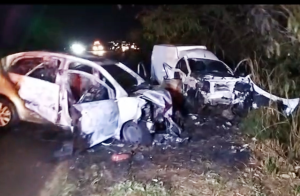 Gravíssimo acidente na rodovia Victor Maida deixa 3 vítimas fatais, entre os feridos uma mulher em estado grave.