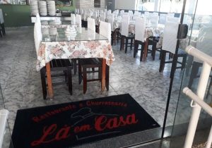 Restaurante Lá em Casa, uma família trabalhando para servir a sua