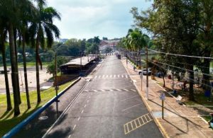 Prefeitura avança nas providências para reparo de vazamento na barragem do Lago do Parque Ecológico
