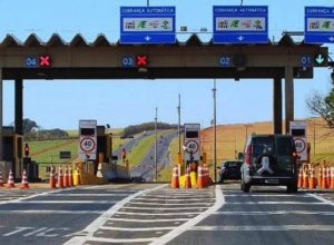 governo-de-sp-descarta-novos-pedagios-na-washington-luis-ZTq0-696x392