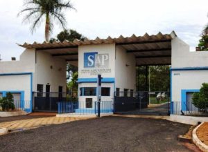 photo_4927264994429610995_y-768x576